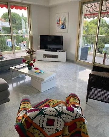 Baie Des Anges Apartment